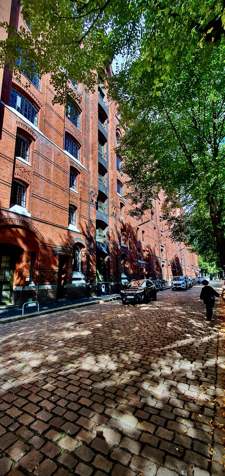 hamburg / 20220920_145136.png